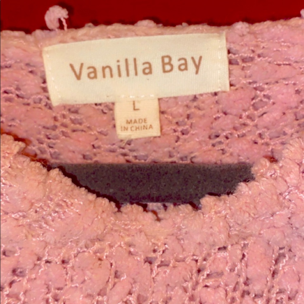 Beautiful soft pink hooded sweater